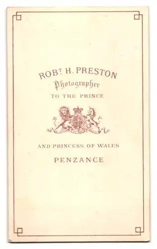 Fotografie Robt. H. Preston, Penzance, Bürgerlicher Herr mit Chin-Strap