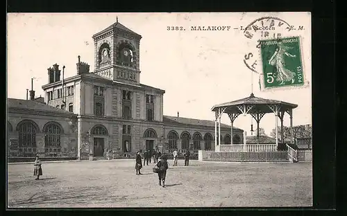 AK Malakoff, Les Écoles