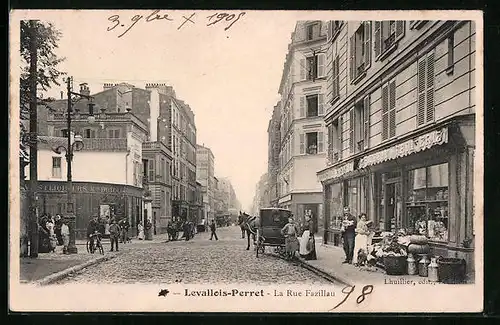 AK Levallois-Perret, La Rue Fazillau