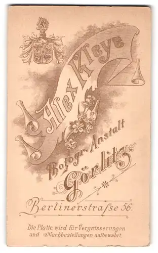 Fotografie Alex Kleye, Görlitz, Berlinerstrasse 56, Wappen & Banner mit Namenszug, Rückseitig Herren-Portrait