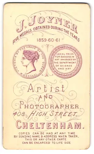 Fotografie J. Joyner, Cheltenham, 408 High St., Profil der Queen Victoria als Münze