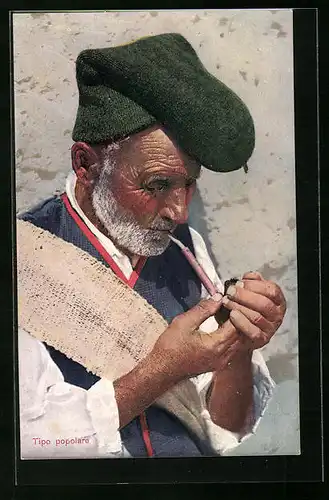 AK Alter Mann italienischer Wollmütze und Pfeife