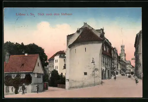 AK Löbau i. Sa., Zittauer Strasse, Blick nach dem Rathaus