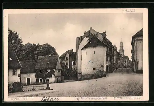 AK Löbau, Zittauer Strasse, Rathaus im Hintergrund