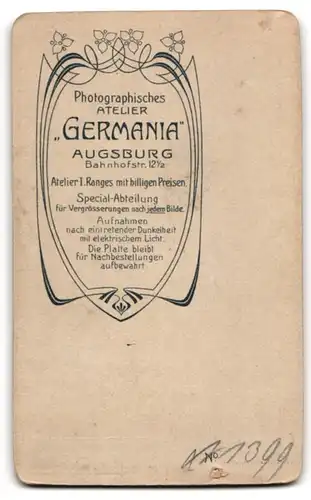 Fotografie Atelier Germania, Augsburg, Bahnhofstrasse 12, Mutter und Kommunionkind in festlicher Kleidung