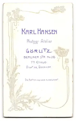Fotografie Karl Hansen, Görlitz, Berliner Str. 26, Süsses Kleinkind im Kleid mit nackigen Füssen