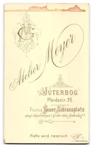 Fotografie Atelier Meyer, Jüterbog, Pferdestr. 26, Kleines Mädchen im weissen Kleid