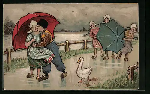 Künstler-AK Turtelndes Paar in niederländischen Trachten beim Heimweg im Sturm