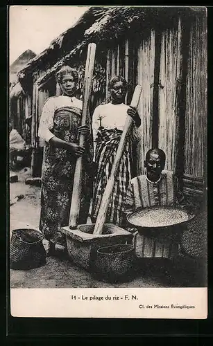 AK Madagascar, Le pilage du riz