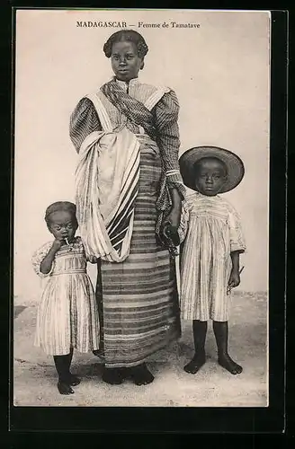 AK Madagascar, Femme de Tamatave