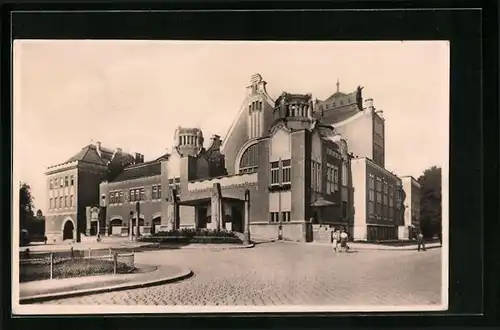 AK Prostejov, Blick auf ein grosses Gebäude