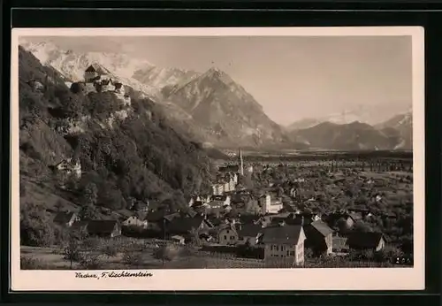 AK Vaduz, Ortsansicht aus der Vogelschau