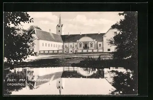 AK Dronninglund, Kloster mit kleinem Teich