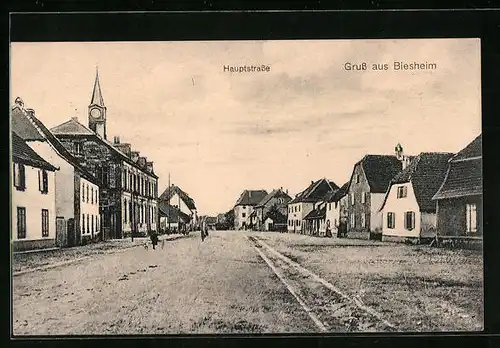 AK Biesheim, Hauptstrasse mit Kirchturm