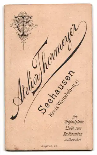 Fotografie C. Thormeyer, Seehausen Kreis Wanzleben, Junges Mädchen mit Stirnlocken und Halskette