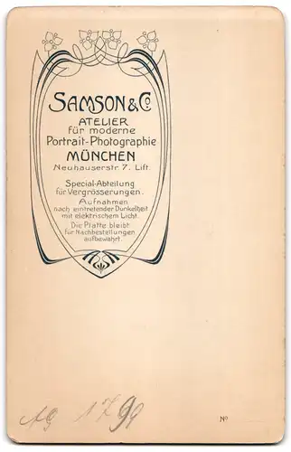 Fotografie Samson & Co., München, Neuhauserstr. 7, Mädchen im weissen Festkleid zur Konfirmation / Kommunion