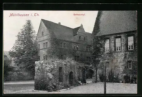 AK Mühlhausen i. Th., Ortsansicht, Rathaushof mit Mauern
