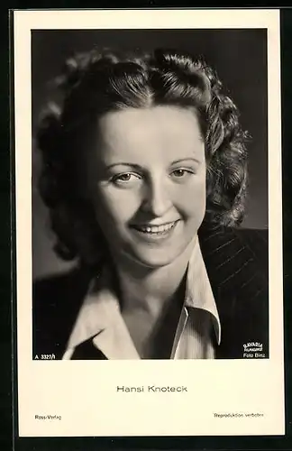 AK Schauspielerin Hansi Knoteck lächelnd