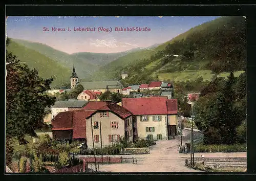 AK St. Kreuz im Leberthal /Vog., Bahnhofstrasse mit Laterne
