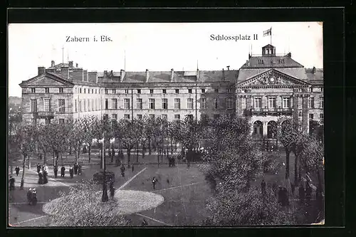 AK Zabern i. Els., Passanten am Schlossplatz II
