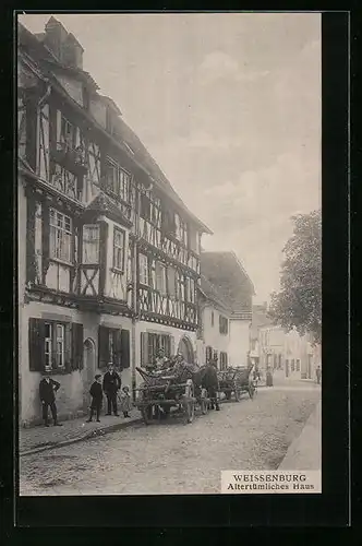AK Weissenburg, Kutschen stehen vor einem altertümlichen Haus