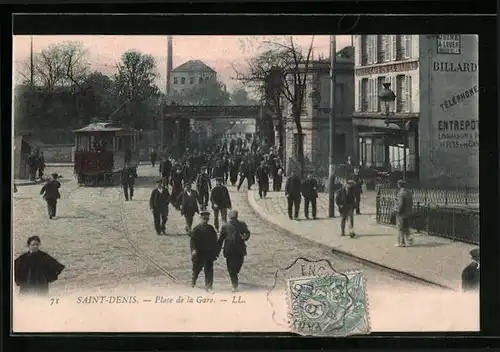 AK Saint-Denis, Place de la Gare, Strassenbahn