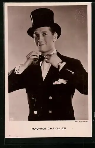 AK Schauspieler Maurice Chevalier mit Zylinder