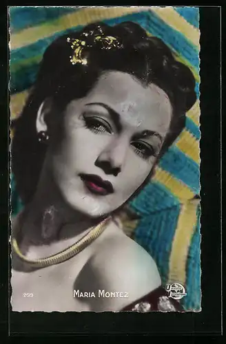 AK Schauspielerin Maria Montez im schulterfreien Kleid