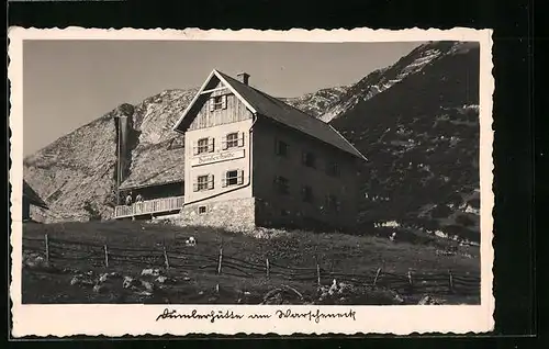 AK Dümlerhütte, Berghütte im Sommer