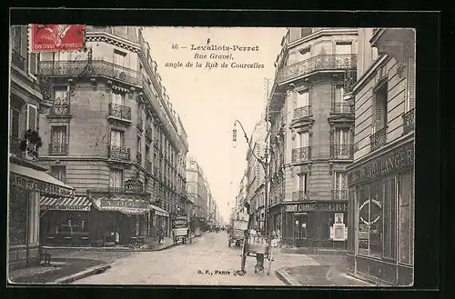 AK Levallois-Perret, Rue Gravel, angle de la Rue de Courcelles