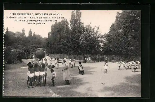 AK Sèvres, Les Peupliers, Préventorium, Ecole de plein air de la Ville de Boulogne-Billancourt, Jeux de plein air