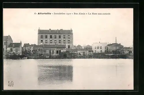 AK Alfortville, Inondation 1910, Rue Alexis, la Mare auc canards