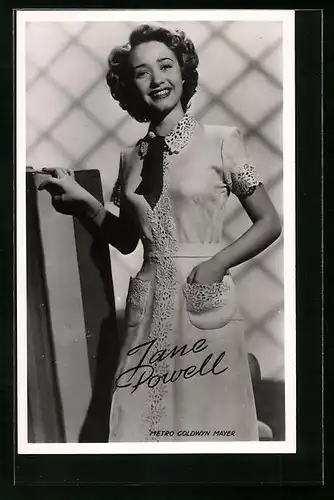 AK Schauspielerin Jane Powell mit strahlendem Lächeln