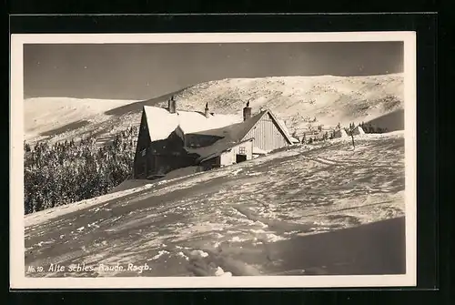 AK Alte Schlesische Baude, Berghütte im Riesengebirge im Winter