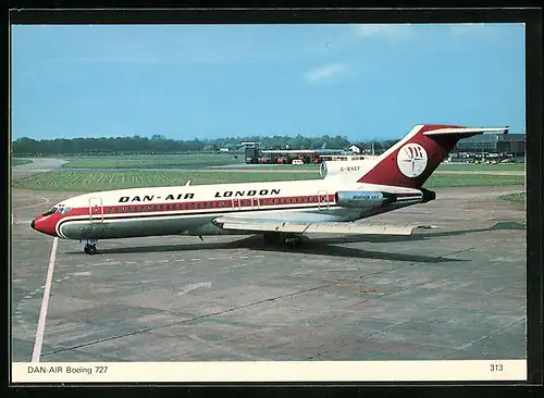 AK Flugzeug Boeing 727 der Dan-Air vor dem Start