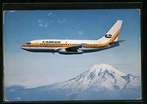 AK Flugzeug Boeing 737 der Ladeco am Himmel