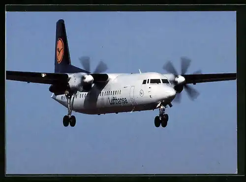 AK Flugzeug Fokker 50 der Lufthansa am Himmel