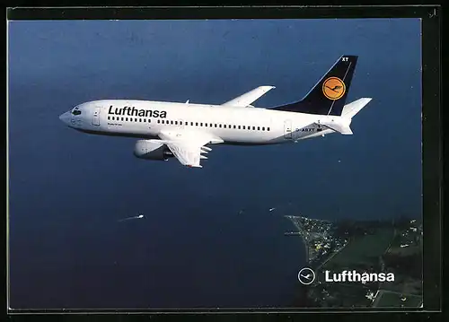 AK Flugzeug Boeing 737-300 am Himmel, Lufthansa