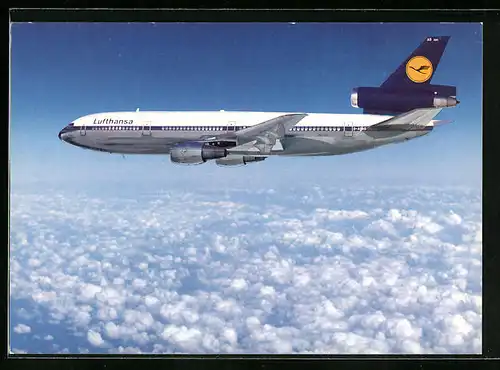 AK Flugzeug McDonnell Douglas DC 10 der Lufthansa über den Wolken