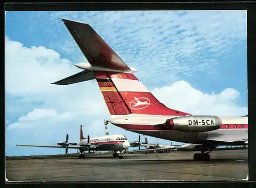 AK Turbinenluftstrahlverkehrsflugzeug TU 134 der Interflug am Boden