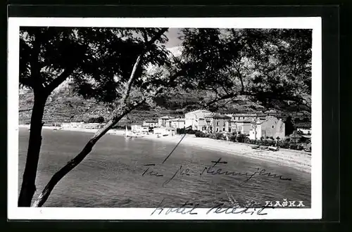 AK Baska, Blick zum Hotel Volaric