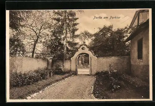 AK Villingen / Schwarzwald, Lehr- u. Erziehungs-Institut St. Ursula, Partie am Parktor