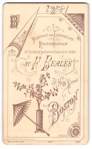 Fotografie F. Beales, Boston, 31 High Street, Rosenstock nebst Schirm, Rückseitig Damen Portrait