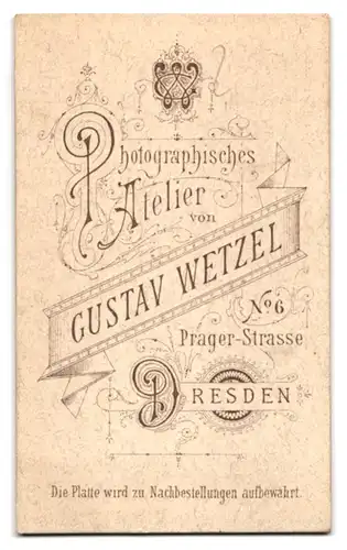 Fotografie Gustav Wetzel, Dresden, Prager-Str. 6, Junger Herr in modischer Kleidung