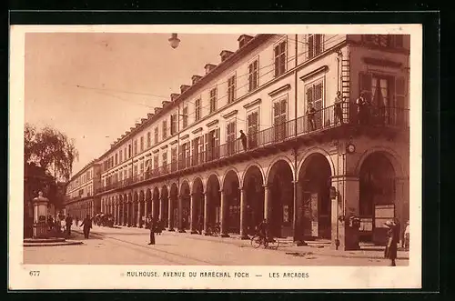 AK Mulhouse, Avenue du Marechal Foch - Les Arcades