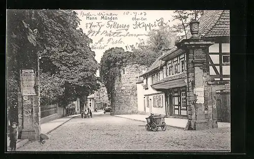 AK Hann. Münden, Strassenpartie mit Ober-Tor