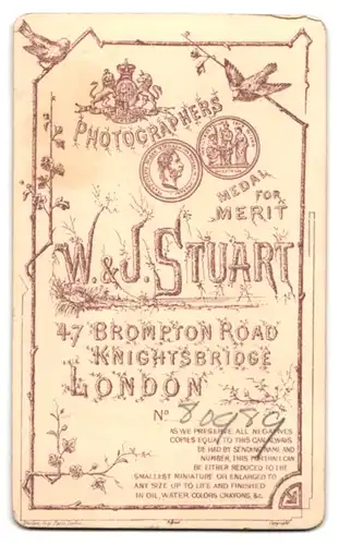 Fotografie Stuart Brothers, London, 47 Brompton Road, Knabe mit Hut Seitenscheitel