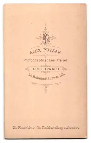 Fotografie Alex Putzar, Greifswald, Bahnhofstrasse 53, Kleiner Junge im Matrosenanzug