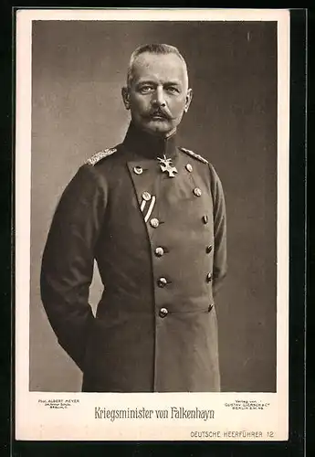 AK Kriegsminister von Falkenhayn in Uniform mit Orden