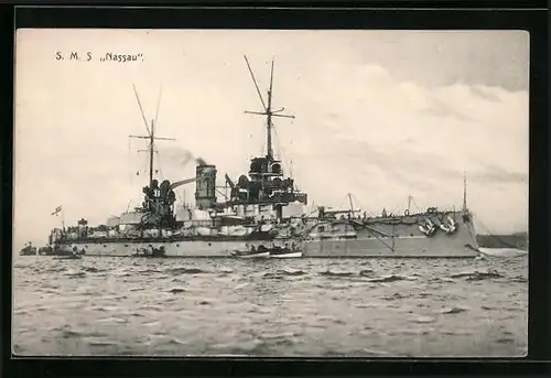 AK Kriegsschiff SMS Nassau vor Anker liegend